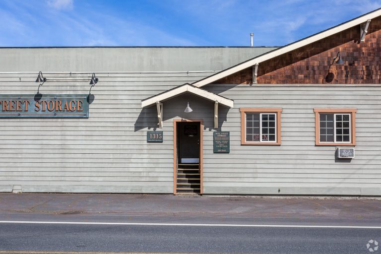 Specials Wall Street Storage